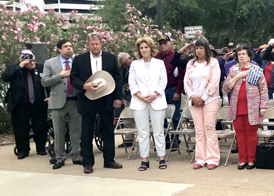 Honorary Partner ceremony for TX VVA Chapter 910 by the Corpus Christi Chapter NSDAR.